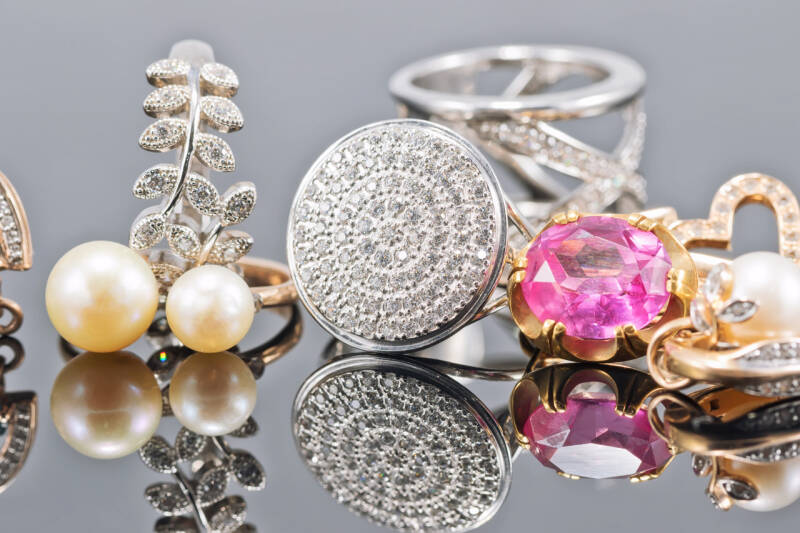 英国珠宝品牌 Zoe & Morgan与宝石开采商 Gemfileds合作推出珠宝新品