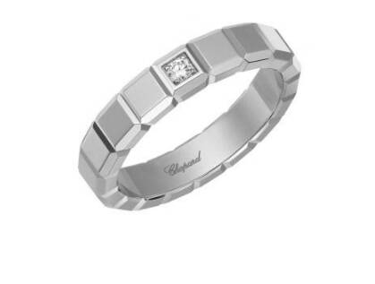 王源佩戴Chopard萧邦珠宝出席晚会现场 绽放无限魅力