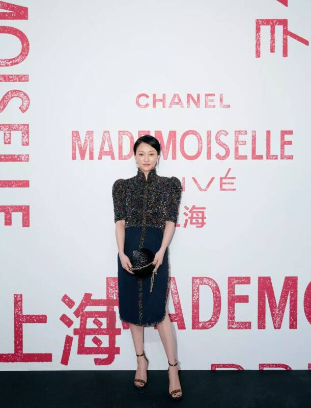 周迅佩戴CHANEL LES INTEMPORELS DE CHANEL系列珠宝现身派对