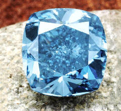 蓝钻石价格_蓝钻石与蓝宝石区别_蓝钻石含义_蓝钻石拍卖记事_钻石图鉴