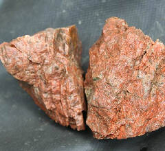 什么是钾长石_钾长石价格_钾长石的用途_钾长石产地_宝石图鉴