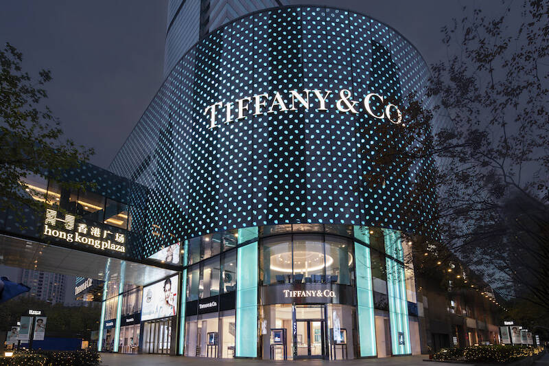 Tiffany & Co. 蒂芙尼全新上海香港广场旗舰店盛大开幕