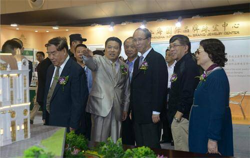 体验千万级珠宝奢华之旅 —上海国际品牌珠宝中心闪耀金秋珠宝展