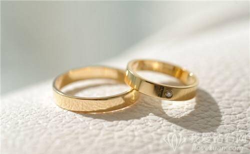 周大福情侣戒指 见证男女真挚情感的信物