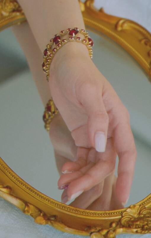 有一种复古的浪漫，叫AmeAme Jewelry