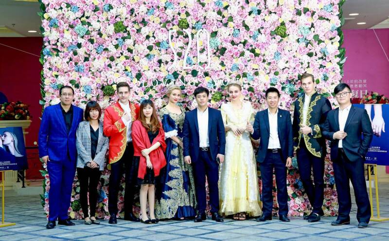 520品牌上海万达广场五角场店盛大开幕，开启全新珠宝时代